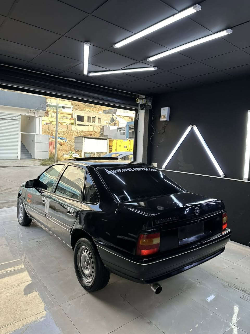 سـەرەتـا به ناوى خـواى گەورە❤️
عولـوج ساخ موس و براوه و داح و ليدار و خايس بەشەرت
ئـەم ئـۆپـڵ ڤـيـكـتـرا بـۆ فـرۆشـتـن🇧🇪
ماشاءالله شـتـى جـوان و هـەرزان مـەكيـنه18دژه فيـتـەر  
ماشاءالله لـه قـەوەتـى🔥
ماشاءالله لـه جـوانـى😍
مـەكيـنه 18ى حـادى🚀
سـلـات ئـيـش ئەکات مەزبوت گيچه كانى كامل ئيش ئەكا گيچى بانزين گيچى حەماوه گيچى كيلؤمەتر گيچى فرەى كرينگ هەمـوى ئيش ئەکات ٤موكەبەى مەليكەم بەستوه بؤى بلوتؤزه كوشنى شەريكه ناوى زؤر تازه و جوان ماوەتەوە گەرمى ئيش ئەكا🔥 جامـى دواوه ئيتەره ئيشەكا🔥
سوكانى وەک مەڵحەم نەبوو نەتەوى تازه كوره كراوە لەسەر ساخى و كال بونەوە حەمـام و پـۆڵيـش كراوه
هەتا وەسفى بكەم كەمە جونكه جوان و باكه بيش و دواوه تازه دام گرتوه تندو تؤلم كردؤتەوە گير مەکينه كارەباى تەقە و رەقه بەشەرت  
ڕۆن و فـلتەرى تازه
 عـولـوجـه مـالـى مـەدەنـى بـەشـەرت
کارەبـايـەتـى هـەر هـەمـووى بـەشەرت
ناو دەرەوەى يـەک لـەک جوان تر
كـامـل مەسـرەف كـراوه بۆ ٢٥٠تەبع مەسرەف مەگەرى جونكه تيا نيه 
سـەيارەکە مـالـى دۆسـتـه🔥
سـاحـريش خوار بازار 17گـەڵـا💣 مەجـالـيكـى كەم 
تـەنـها فـرۆشـتـن قـەرز و قـيسـت و گـۆريـنەوەم نيـه
لەكۆميـت مـحـامەلە ناحرى مـوشـتەرى تيـل بكه يـان جـات بـكه 
شـويـن دوكـان سـيـاحـى 
بـۆ زانيـارى زيـاتـر بـەيـوەنـدى بـەم ژمارەوە بـكه
‎***********ڤايبـەر و وەتـس ئەبـى لە سـەرە 
‎***********بـەس سيـم
ئەدميـن💚
