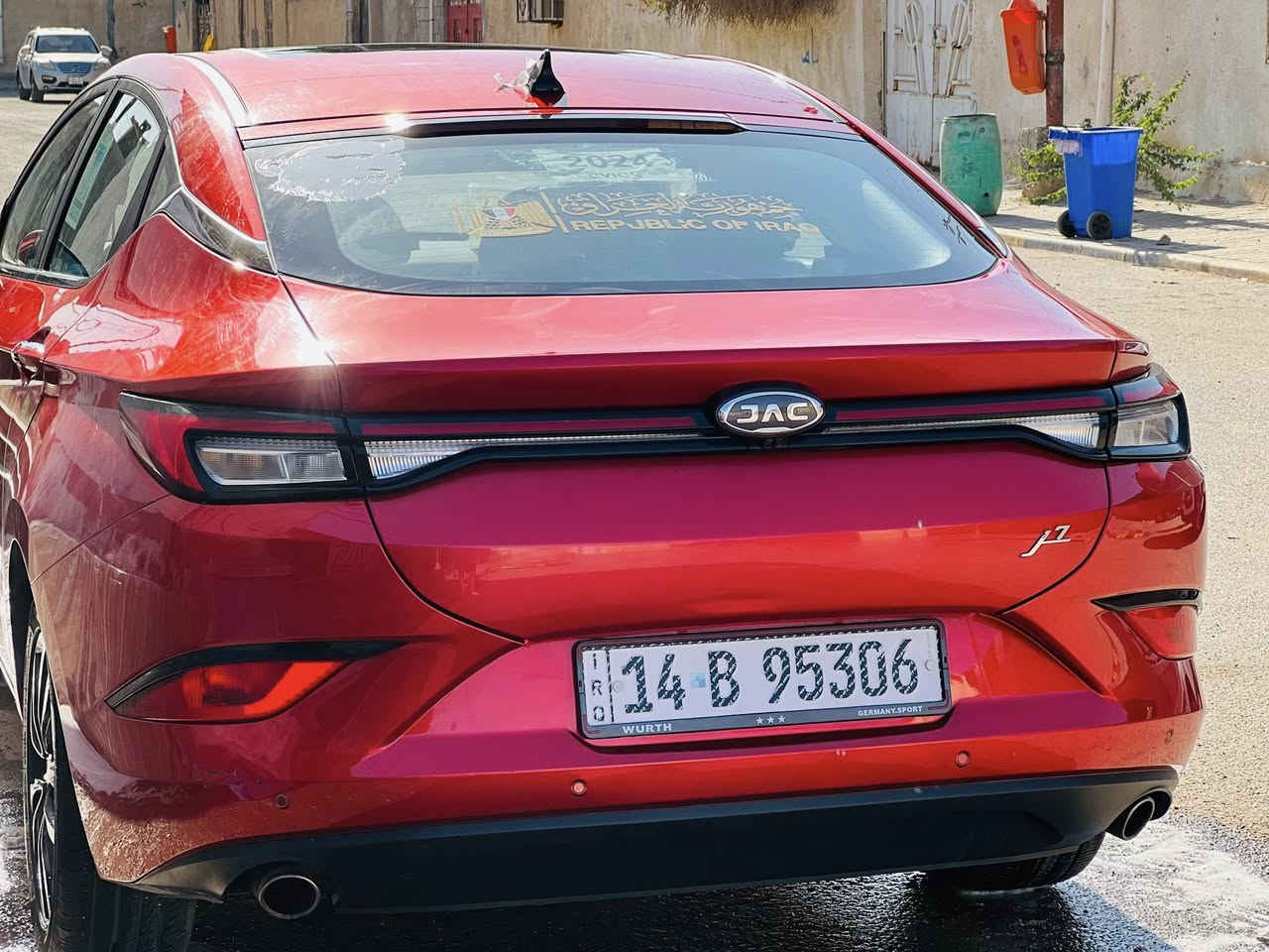 السلام عليكم سياره جاك جي سڤن7
الماني تجميع صيني موديل 2024
سياره كفاله عامه 
مكينه 1500تيربو 
150حصان قوه 210/نيوتن 
بصمه باب وتشغيل 
ضوء LEDواضاءة ترحيب
اطارات وعجلات 17
بانوراما 
مرآة كهرابائيه اوتو 
تبريد مركزي ثلج 
كشنات جلد عسلي 
شاشه تسلا 
تشغيل اندرويد وiOS 
فولكس واجن الماني كير ومحرك وكير كهرباء 
مكان سياره بصرة
سعر 140وبيهاا مجال 
هـ/***********
هـ/***********
