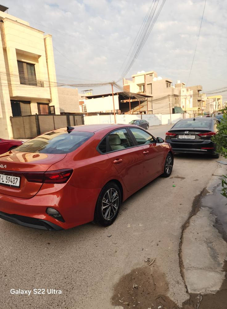 فورتي موديل 2022رقم بغداد انكليزي سنويه جديده محرك 2000دوش ماشيه ٤١ حادثها خدش جاملغ ونص باب بدون دواخل ولا ايرباك 
السعر١٥٢مكان حي الجهاد نزلت جسر العامريه *********** بغداد, العراق
