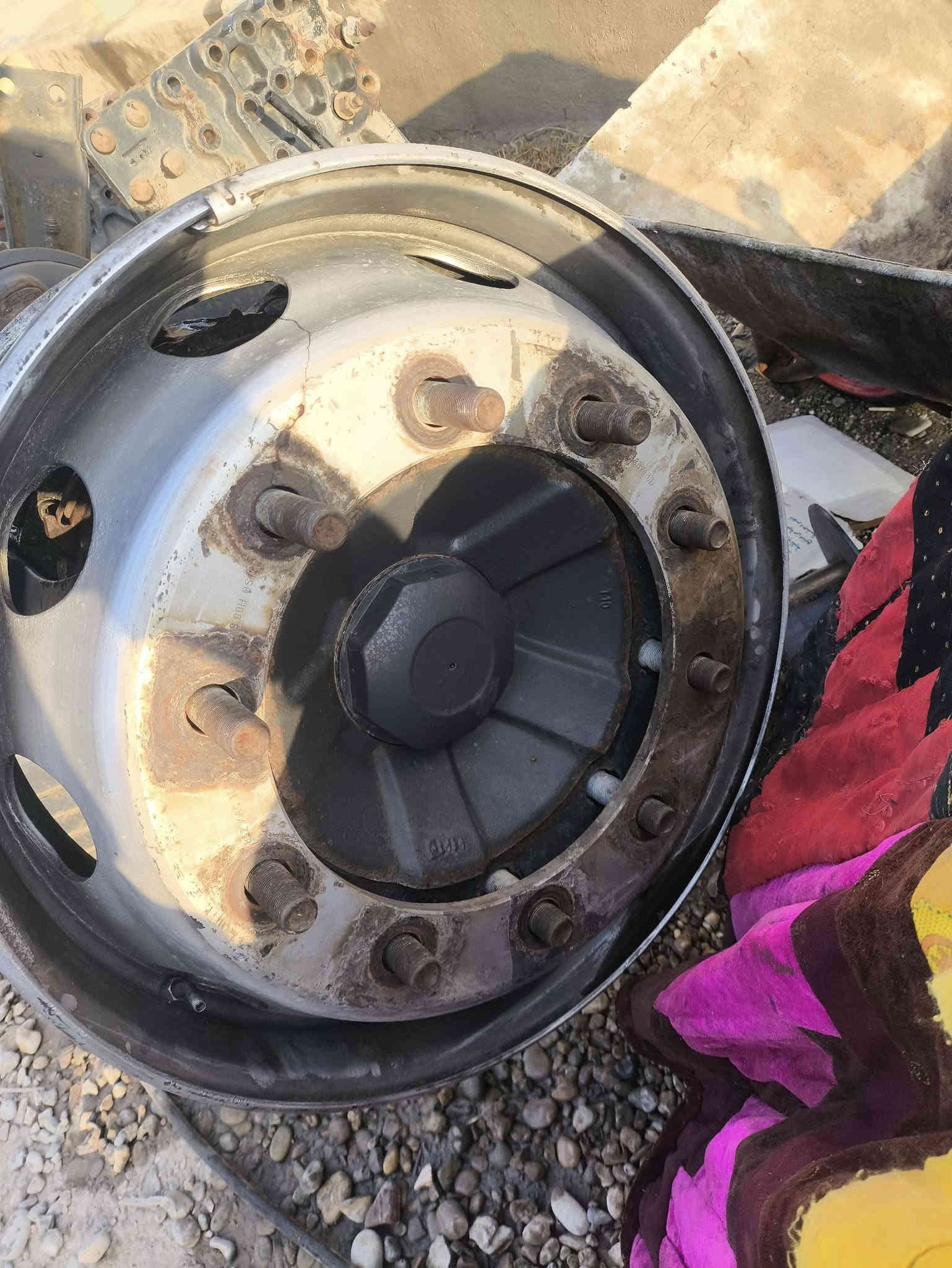 سنكل للبيع موديل 17 جديد كامل/4 جوبلسات بلادي دبلات دسكات كله جديد مال كصه السعر 11$ 
كنديسرات بلادي جوبلسات بلادي كله جديد موجود بكركوك ***********
