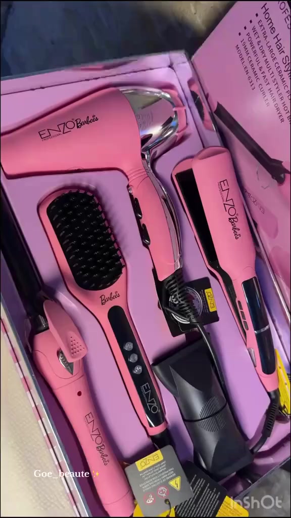 🩷 Enzo Professional Home Hair Styling Set

بكج باربي 🎀😉  تصفيف الشعر المنزلي من إنزو بروفيشنال شسوار اينزو الايطالي الاصلي ✔️ 

بكج يتكون من 4 قطع 🩷🍭 شسوار + كاوية + فرشة + فير  🙂‍↔️💜 

🩷 يحتوي على سشوار قوي لتجفيف سريع واحترافي 

🩷  فرشاة حرارية لتسريح وتمليس الشعر بسهولة 

🩷 فير لعمل أحلى كيرلي وموجات طبيعية
 
🩷 ستريتنر لنعومة ولمعان شعر مثل صالونات التجميل 

🩷 مجموعة متكاملة تغنيك عن أي جهاز 
آخر 

🩷 سريعة، عملية وسهلة الاستخدام بكل مكان 

🩷جودة عالية وضمان احترافي الاصلي شرط 

السعر... 75 الف

توصيل لجميع المحافظات 4.@@@


**إذا كنت صاحب هذا الإعلان وتريد حذفه لأي سبب، رجاءا أرسل رسالة إلى الدعم الفني**
