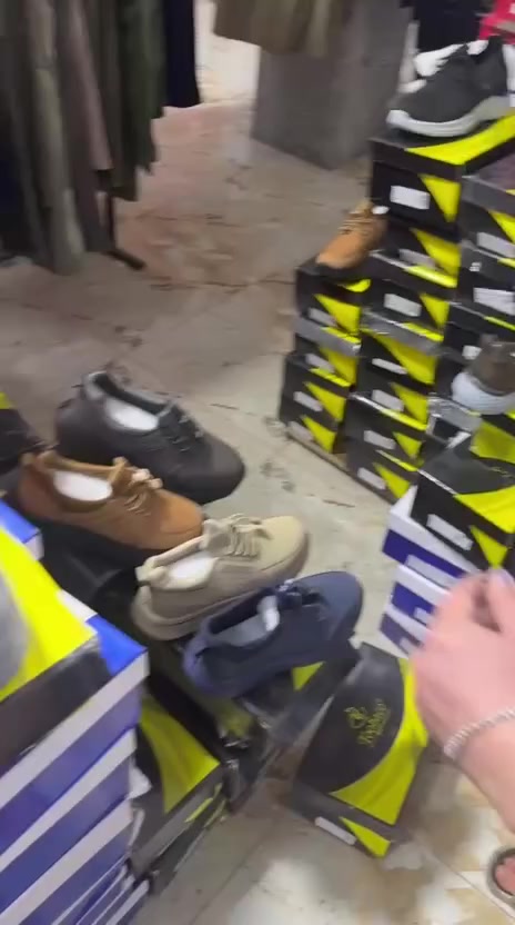 #صوفي مول  يعود إليكم من جديد وبقوووة ، بعروضاته المميزة 
100  الف  
#العنوان الحسكة غرب دوار الكنيسة الاشوريه Sufi Mall


**إذا كنت صاحب هذا الإعلان وتريد حذفه لأي سبب، رجاءا أرسل رسالة إلى الدعم الفني**