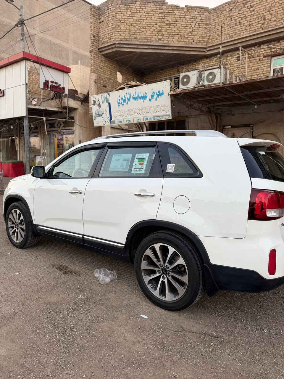 السلام عليكم سورنتو ٢٠١٤ مكفولة عدى بارد بالجنطة ٧ راكب مكينه ممفتوحةالسيارة بلادية برغي ممفتوح بيها بسمي رقم واسط السعر ١٦٠ بيها مجال مكلف بالنشر للاتصال ***********
