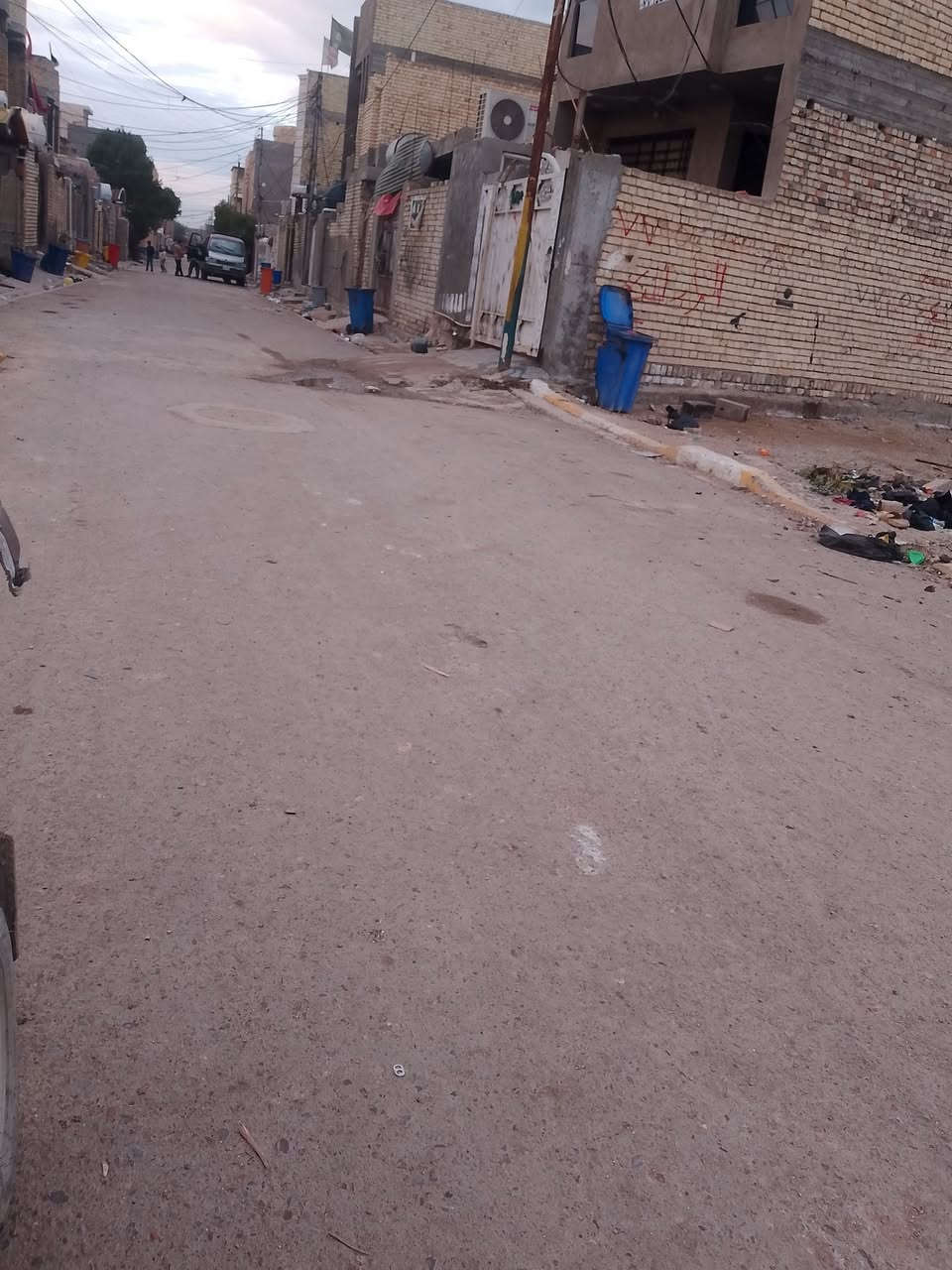 السلام عليكم قطعه 150متر ثاني فرع عل شارع العام بحي نصر حي دجله  سند 25 للبيع وهاذ رقمي ***********
