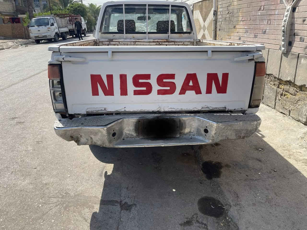 البيع بيكم نيسان
موديل 1990 كير مكينه
مكفول حداديه تمام
شواصي مكفوله 
رقم مثنى الالماني
شرعيه متوفي اتكفل
سرقه وعشائر مكان
بغداد السعر13 وبيه مجال
رقمي***********
