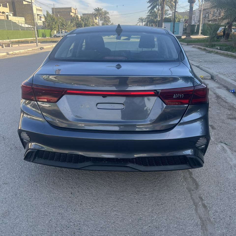 كيا فورتي 2024 للبيع
لون مميز (رمادي)
دخول جديد- تحويل فوري
٥: المواصفات:
• مكينة 2000 سي سي
(Traction Control) مانع انزلاق •
• نظام ثبات إلكتروني (ESC)
مانع انغلاق الفرامل ABS •
• توازن الفرامل إلكتروني (EBD)
• كاميرا خلفية
• شاشة وسطية
• تحكم بالمقود
• مكيف ممتاز
٢* الضرر:
• قطعة قبق جنطه
• الايرباكات سليمة
صور الحادث مرفقة للوضوح
*
السعر: 153
بيه مجال بسيط للجادين
ما للاستفسار:***********0
