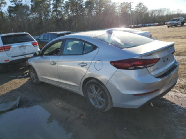 وين اليدور مكفول 
النترا وارد امريكي 2017
كلشي شغال بيها مابيها اي نقص 
السعر 120 ورقة $
للاستفسار ***********
