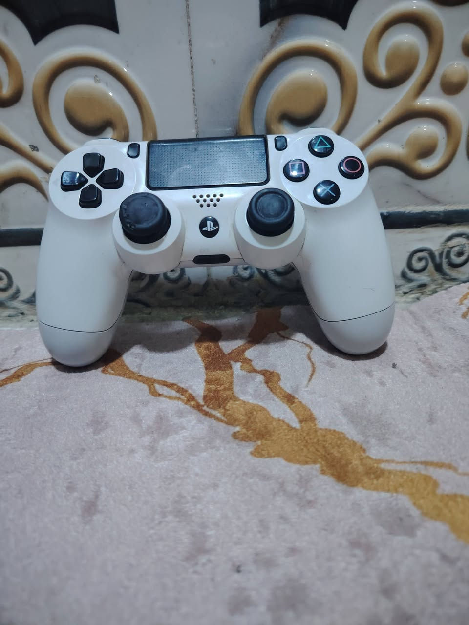 بلي فور البيع مستعمل سعر 200 بي مجال ذاكرته 500 وياه يدتين صليات يدات ابي العاب FC26 فورت نايت باي العاب معروفات ويان حساب بلي فور فات ملاحضه سريعه بس يشتري يراسلني


**إذا كنت صاحب هذا الإعلان وتريد حذفه لأي سبب، رجاءا أرسل رسالة إلى الدعم الفني**