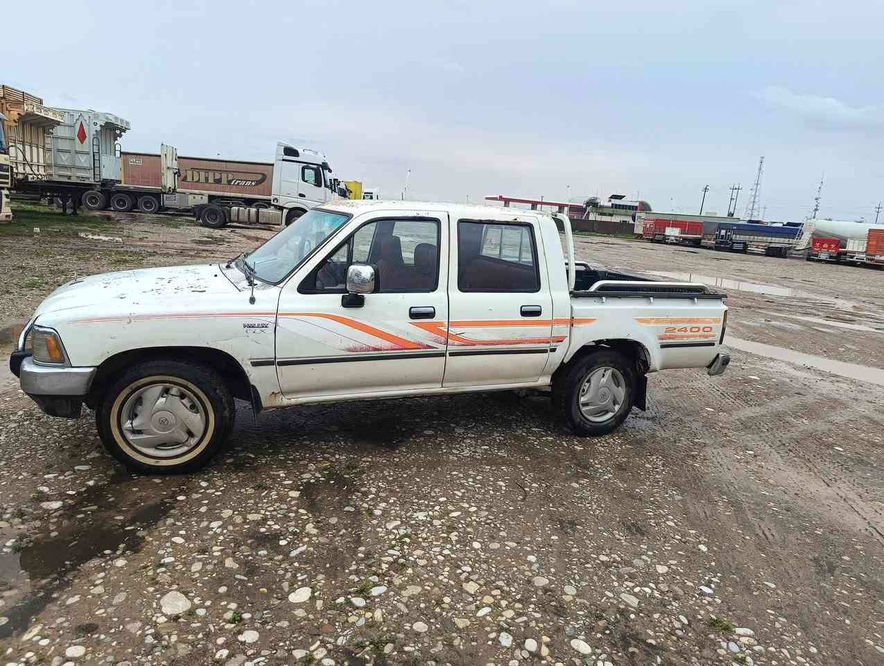 تويوتا للبيع كفاله عامه واسط إنكليزي بسمي شرط تحويل سياره محسن محرك كروسيده باور ستيرن سياره جاهزه مكان صلاح الدين طوز خرماتو ناحية سليمان بيك اسعر 75وبي مجال بصيط اخوان المايعجبه اسعر يكرمنه بسكوته وكلشي اكو بسوك للستفسار اكثر الاتصال ***********
