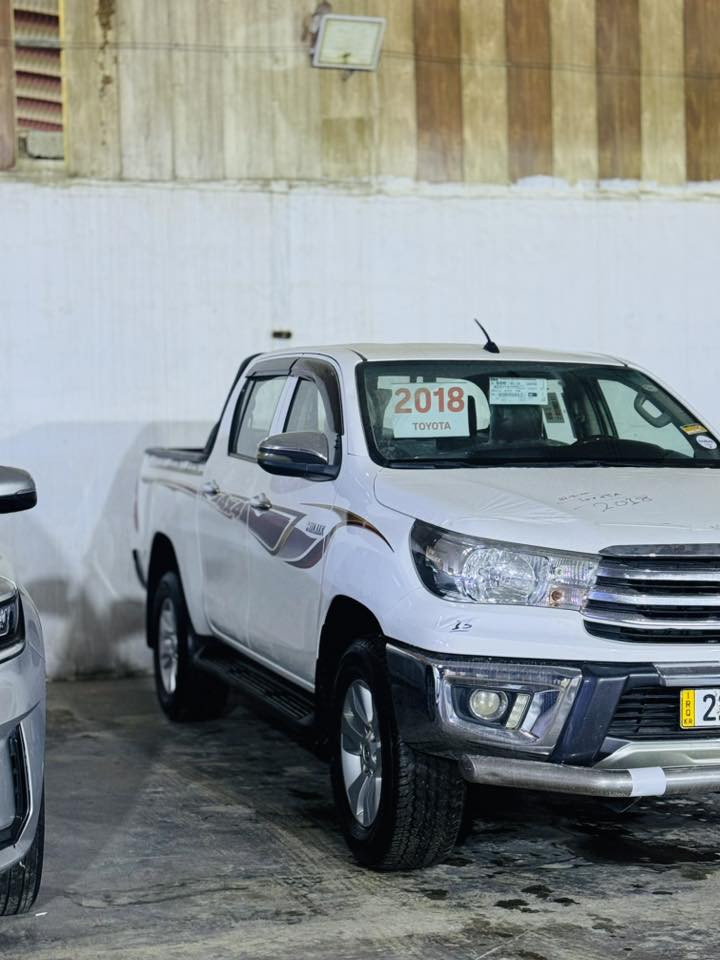 السلام عليكم للبيع بيكم 2018
مكفوله كفاله ماعدا الجاملغ 
الامامي مفتوح فقط
ولباقي كفاله عامه

ماشيه 181 الف
رقم اربيل تحويل أو وكاله 
سياره كويتي 
مكان السياره 
بغداد تقاطع النهروان 
الاستفسار ***********
