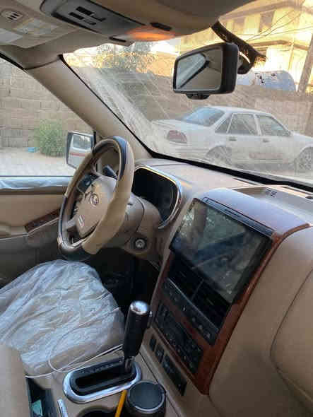 فورد اكسبلور للبيع مديل 2010 محرك كير حدادية كله جديد محرك6 سلندر كامل موصفات فتحه قطعتين تبريد تدفئه كشنات كشنات كهربائيه تحكم استيرن كامره  شاشه كار بلي مكان سيارة بغداد الشالجيه سعر 100 وبيه مجال للشراي متواجد فقط عل رقم 
***********
