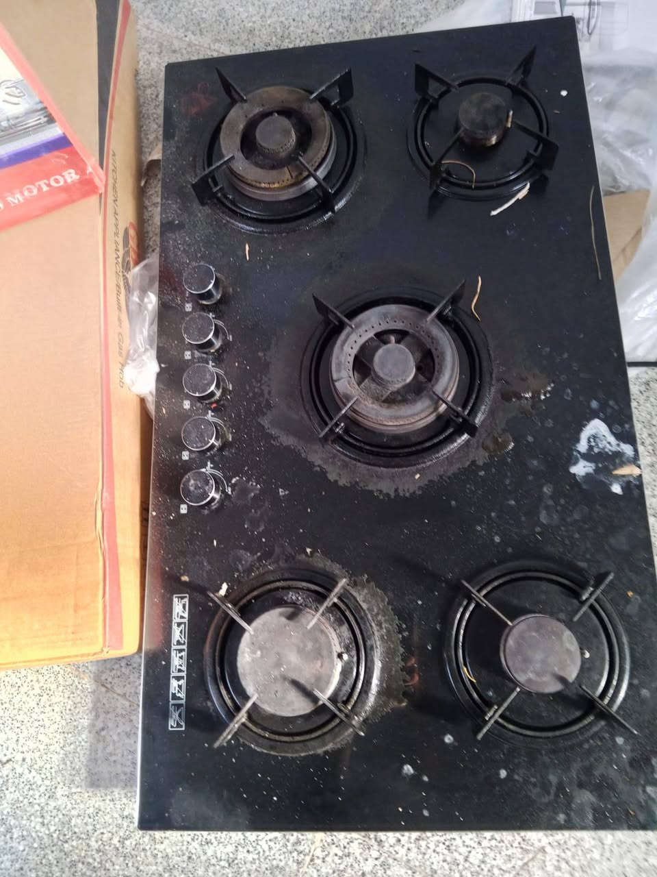 اغراض للبيع كلمن سعره
*********** يوجد وات ساب
