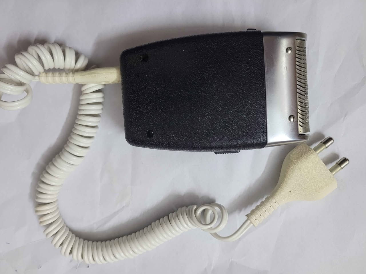 مكينه حلاقه موس روسي قديم شغال بغداد, العراق


**إذا كنت صاحب هذا الإعلان وتريد حذفه لأي سبب، رجاءا أرسل رسالة إلى الدعم الفني**