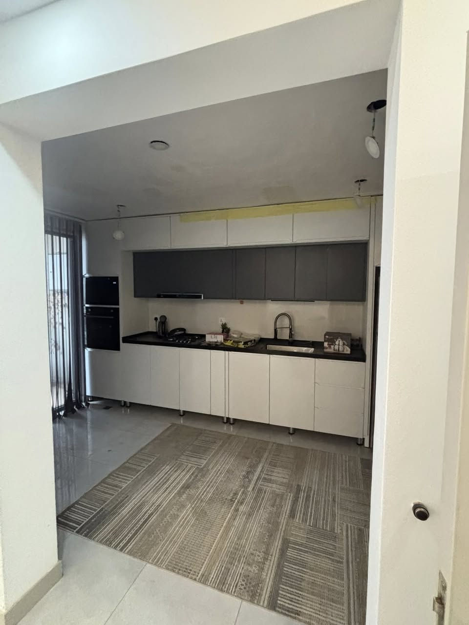 شقة للبيع مجمع النسيم
مساحة 140
مؤثثة جاهزة للسكن
عمارة A1 طابق 11
اطلالة بوليفارد
السعر 335
واتساب ***********
