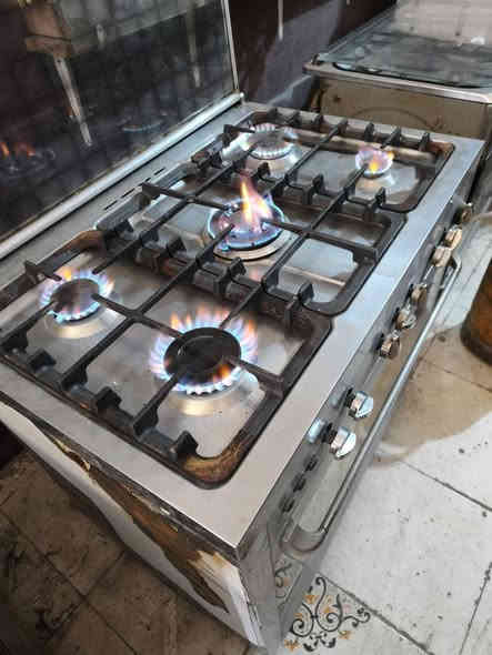 طباخ تركي استيل قبق جام فرنه نضامين شرط ع فحص وضمان كل نقص مابيه جاهز 

‏‪0781 090 0608‬‏     ‏‪0773 367 1776‬‏ ديوانية
