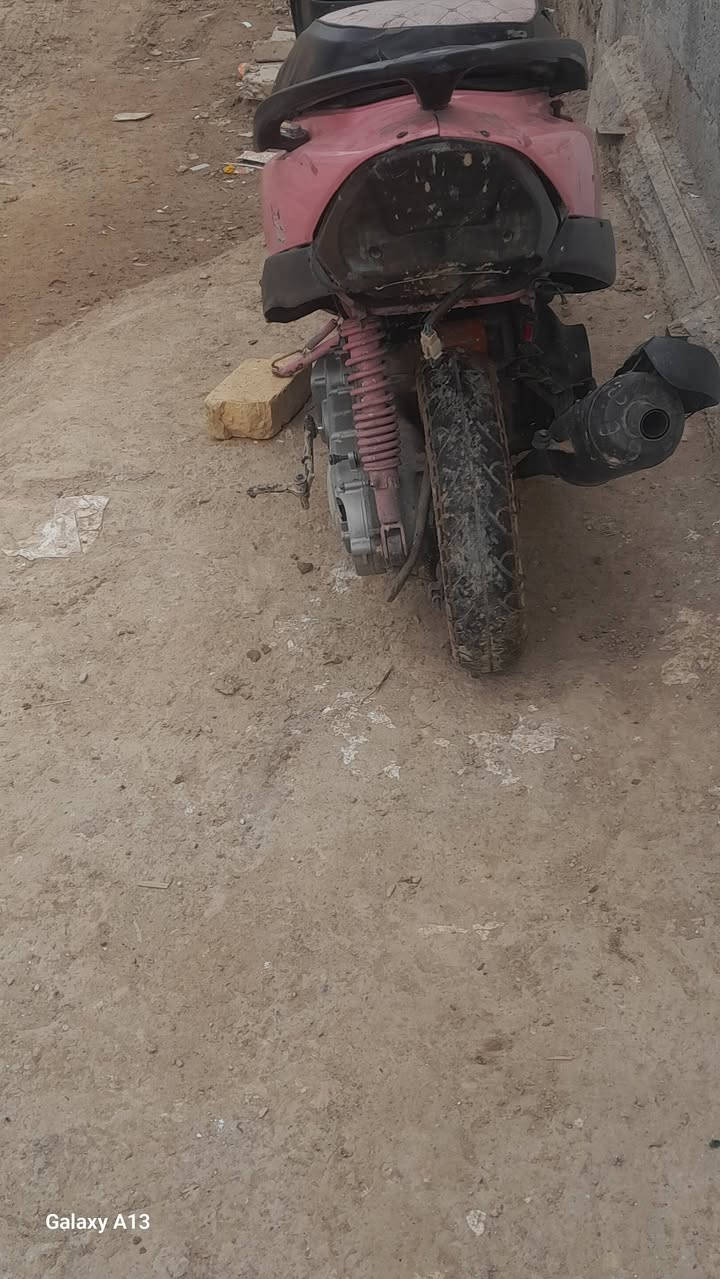 سلام عليكم دراجه للبيع كايمه شغاله وكلشي مابيها بيها نواقص قليله سعرها 175 قفل


**إذا كنت صاحب هذا الإعلان وتريد حذفه لأي سبب، رجاءا أرسل رسالة إلى الدعم الفني**