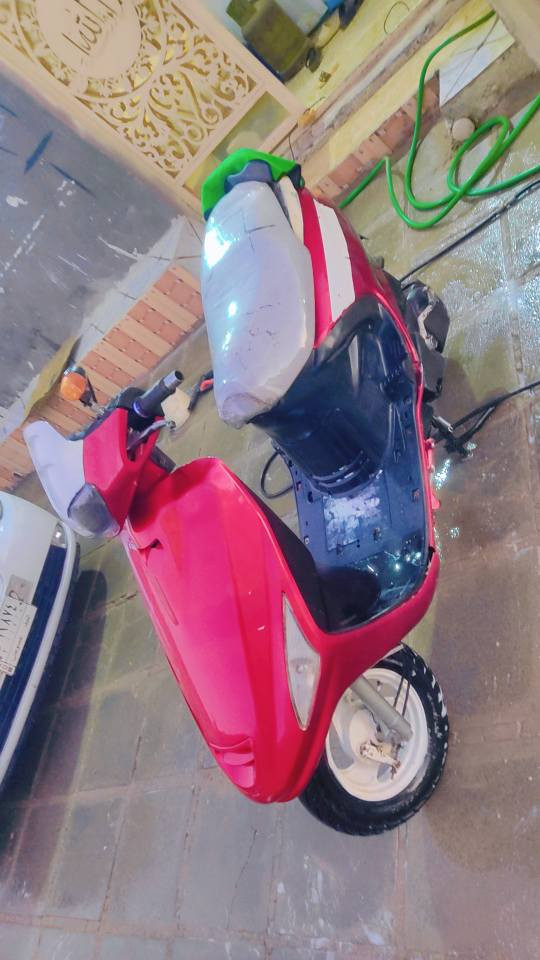 دراجه فراشه نضافه ١٠٠/٩٠ كهربائية شغاله هورن سلف هندر شغالات لايت علاي ناصي اشاير يمنه يسره شلعه ومعدل فول السعر ٣٥٠ وبيهه مجال حك الجيه النجف, العراق


**إذا كنت صاحب هذا الإعلان وتريد حذفه لأي سبب، رجاءا أرسل رسالة إلى الدعم الفني**