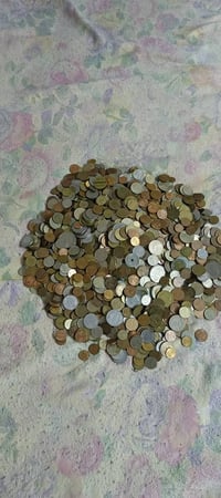 عملات معدنية • كمية كبيرة • ١٤٨٥