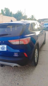 اسكيب هايبرد 2022  All-Wheel Drive (AWD) ماشيه 125 الف ((كيلو متر))  م...