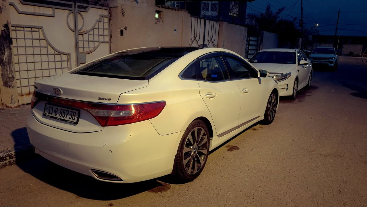 السلام عليكم  ازيرا موديل 2013 خليجي فول مواصفات 
بيها بنيد صبغ ويم قبق البنزين صبغ والباقي كفاله 
مكينه وكير وتبريد وحداده ع الفحص رقم بغداد انكليزي باسمي تحويل وين متحب 
السعر 115 وبيها مجال 
العنوان البصره حي المهندسين


**إذا كنت صاحب هذا الإعلان وتريد حذفه لأي سبب، رجاءا أرسل رسالة إلى الدعم الفني**