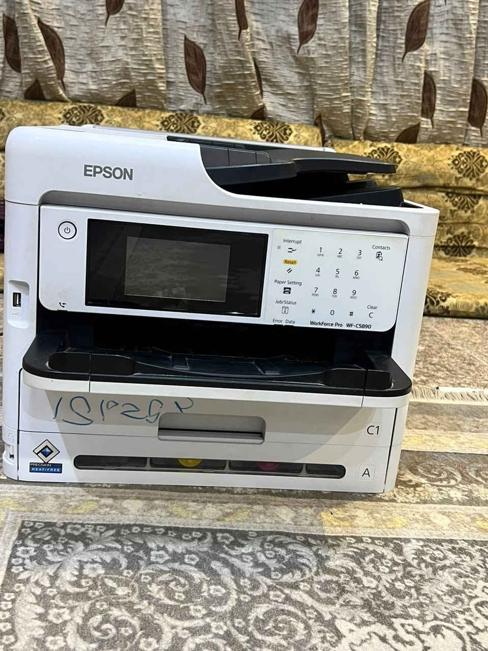 سلام عليكم
اغراض مكتبة اللبيع كلمن وسعرة 
ورفوف همين للبيع


**إذا كنت صاحب هذا الإعلان وتريد حذفه لأي سبب، رجاءا أرسل رسالة إلى الدعم الفني**