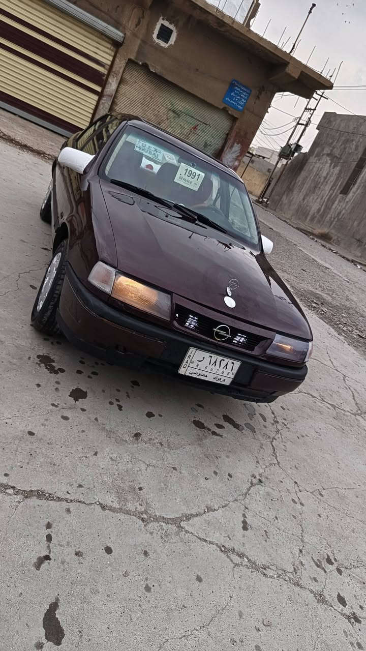 اوبل فكتره رقم كركوك السنويه مشروع وطني 2028دفتربانزين بيها مويل 91كير محرك صدر شرط تخم تايرات جدد اسلايت بريك ABSتدفه شغاله بدون حادث صبغ جماليه فقط للبيع ومراوس (السعر32/التوصيل((***********))
