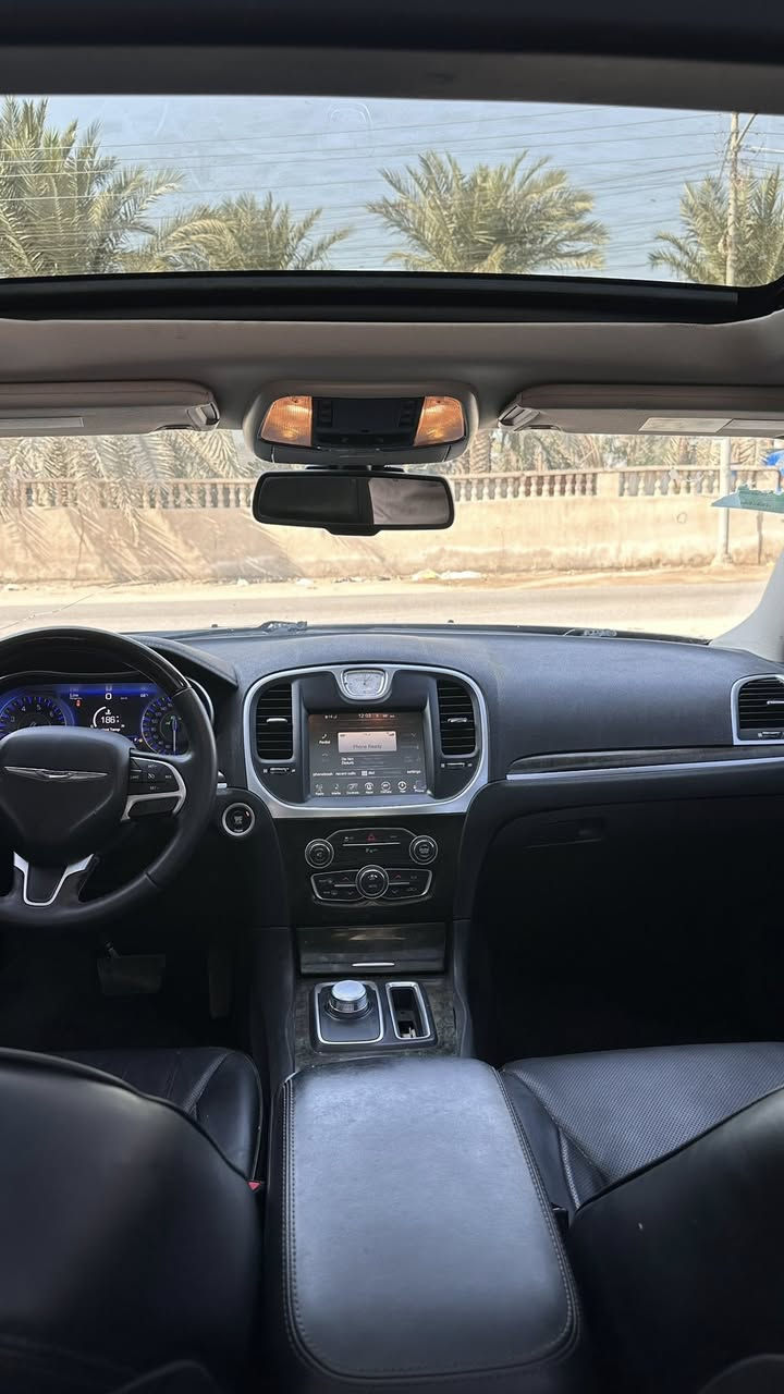 أوباما C300.    #للبيع_فقط
مـديل 2017

￼#ادوات_ادوات_دخول_جديد
 #متؤمة_انگليزي_شغل_اصلي

مـوصـفـات C
مـكيـنة 3600/V6 

كشنات تبريد وتدفئه 
تبريد ثلج بانوراما

بصمة تشغيل 
كشنات كهرباء 
فول تحكم ستيرن 

#الـمكان_البصرة🇮🇶
#السعر_اتصل_وتدلل 
 *********** 📞
