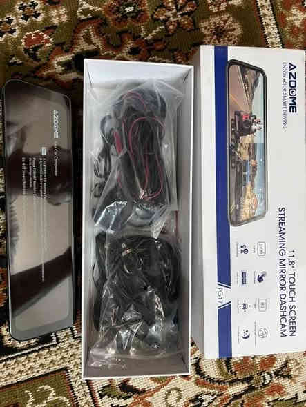 سلام عليكم حبايب
لتواصل *********** او عالخاص
Azdome pg17 4k شاشه كامله مريا
السعر ١٢٥ مع التوصيل 
الكاميرا الامامية تصوير عالي الدقة بدقة4K Ultra مع التحكم باللمس بعرض زاوية التصوير والكاميرا الخلفية ايضاً التحكم عن طريق اللمس باظهار زاوية التصوير لرؤية افضل ويمكن عرض الكامرات بشكل منفصل او مع بعض على المرايا

‎2- سهولة التحكم عن طريق اللمس 

‎3- تطبيق خاص للهواتف الذكية 📱
  WiFi (متاح لابل واندرويد) .

‎4- رؤية ليلية فائقة ✨.

‎5- تسجيل الطوارئ الذكي 🌟

‎تتميز الكاميرا بتقنيه تقوم بحفظ مقاطع الفيديو عند وقوع حادث لا سمح الله او وجود اهتزازات قوية

‎6- التسجيل المستمر 💿

‎ستقوم الكاميرا بحذف اللقطات القديمة وتحميل الجديدة عندما تمتلئ الذاكرة

‎7- دعم التسجيل الصوتي 💡
‎تحكم صوتي في التسجيل والايقاف والتقاط الصور وتسجيل الصوت

‎8- امكانيه ربطها على الجداحة او على فيوزات السيارة 

‎9- مكثف كهربائي بدلا من البطارية

‎· ماذا يأتي بداخل الصندوق؟

‎1- كاميرا امامي
2-  كاميرا خلفي

3- شريط لاصق إضافي

‎4- لاصق حامي للزجاج

5- كتيب تعليمات

‎6- كليبسات

‎7- شاحن سيارة

8- كيبل طاقة
