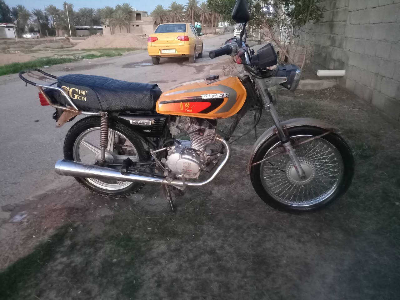 دراجه تايكر موديل 2020 محرك بلادي فول نضافه ونشاط ( تشغيل نكره كهربائيات شغاله)( أوراق اصوليه كرتونيه كامله) السعر (300)وبيها مجال حك الجيه لاتصال *********** خاص ما جاوب الشراي يتصل السكن ديالى ( ناحيه كنعان)
