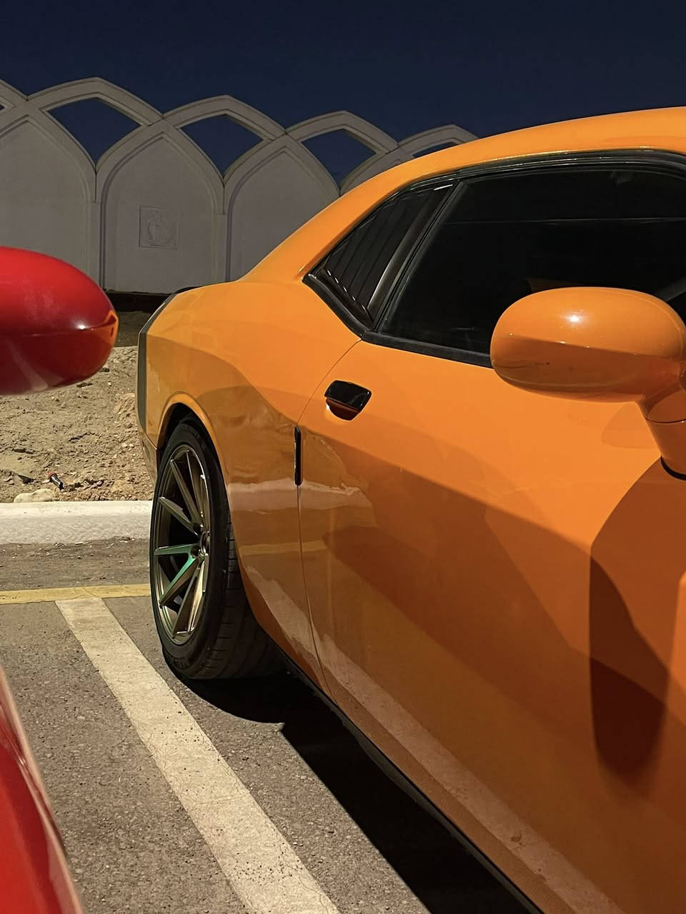 سلام عليكم للبيع او المراوس بموستنك 
السعر (120$)
جالنجر 2012  6 سلندر 
محدثه امامي خلفي كله جديد 
اللون مميز برتقالي اصل 
فول مواصفات فتحه كشن كهرباء وتدفئه شفتات ستيرن تشغيل عن بعد 
ماشيه 175 مكينه وكير واكسل بشرط 
حادثها جاملغ خلفي فقط والبنيد محدث القديم موجود 
ابيعلك مصبوغه حزام 
عليها ويل فويزن الخلفي تو سايز  
كهربائيات كلها شغاله  
حداديه نص عمر 
السياره بأسمي مكانها كربلاء  ***********
