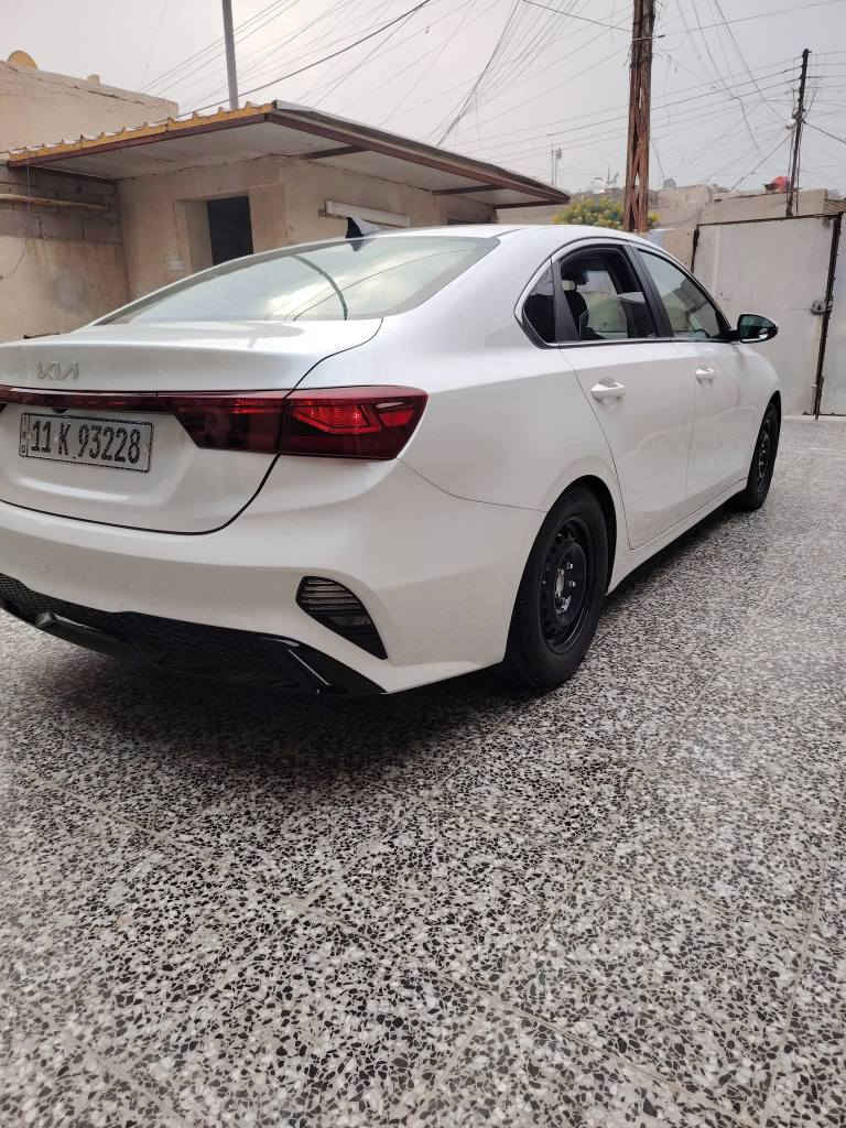 سلام عليكم
للبيع كيا فورتي موديل 2023
رقم بغداد بأسمي
اللون ابيض صدفي
ضرر السيارة
تبديل جاملغ امامي أيسر
باب السايق نفسه مصلح ومصبوغ
الغد وشاصي مكفول
بدون ايرباك رقم شاصي وصور الحادث بل منشور
مواصفات السياره تحكم استيرن جهتين
شاشه كبيره كامره دوار
تحديد مسار اشاير بالمري
كشنات تدفئه استيرن تدفئه
رادارات جانبيه وخلفي امامي
شحن السلكي لد امامي
حجم المحرك 2000 دوش
السعر خاص و اتصال على هذا الرقم ***********
مكان السياره بغداد حي العامل بغداد, العراق
