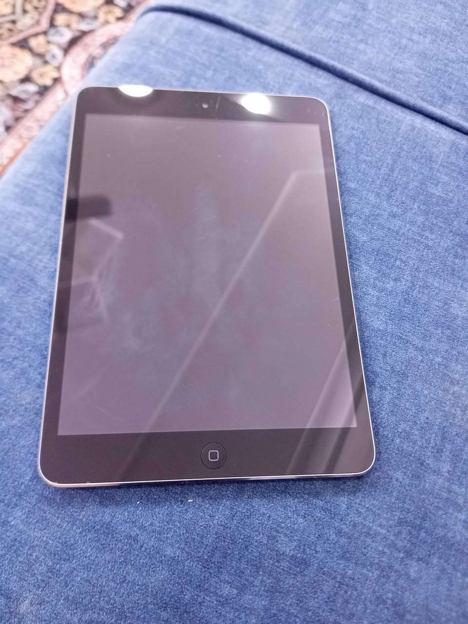 سلام عليكم 
للبيع ايفون ايباد7
ذاكره 16 گيگا
نضافه 100%
العنوان حي الصديق 
للاستفسار ***********
