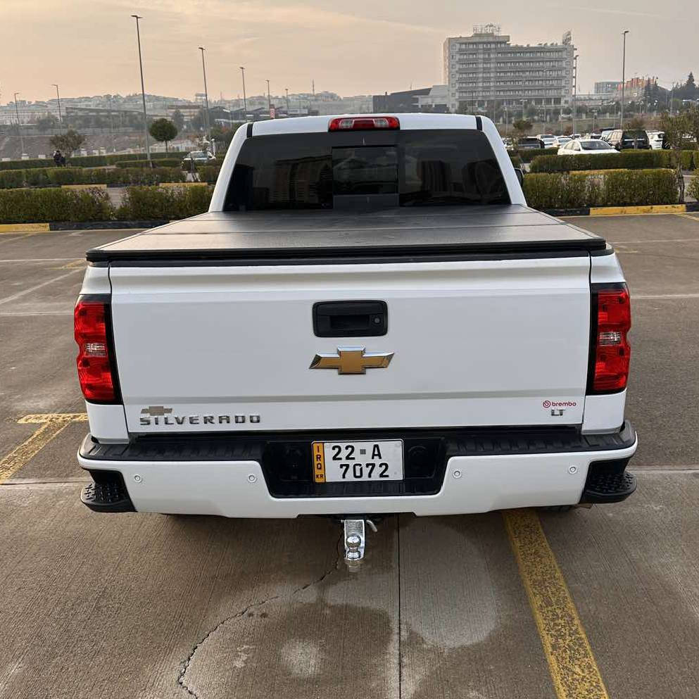 شۆفرلێت سلڤڕادۆ,2017 مواسەفات LT دەبڵ ئەکسل 
مەکینە 5.3L
سەیارەکە بێ بۆیاخە 
بێ دەعم بێ لێدراو
تاقم تایەی نوێی 
هیچ مەسرەفێکی تێدا نییە 
زۆر پاک و خاوێنە 
شوێن سلێمانی 

سعر: لە کۆمێنت داوای بکە ڕاستەوخۆ بۆت دێت 🤖 

گێر و مەکینەی بەشەرت 
هیچ کێشەیەکی تێدا نییە 

ژمارەی خاوەنەکەی 
***********
