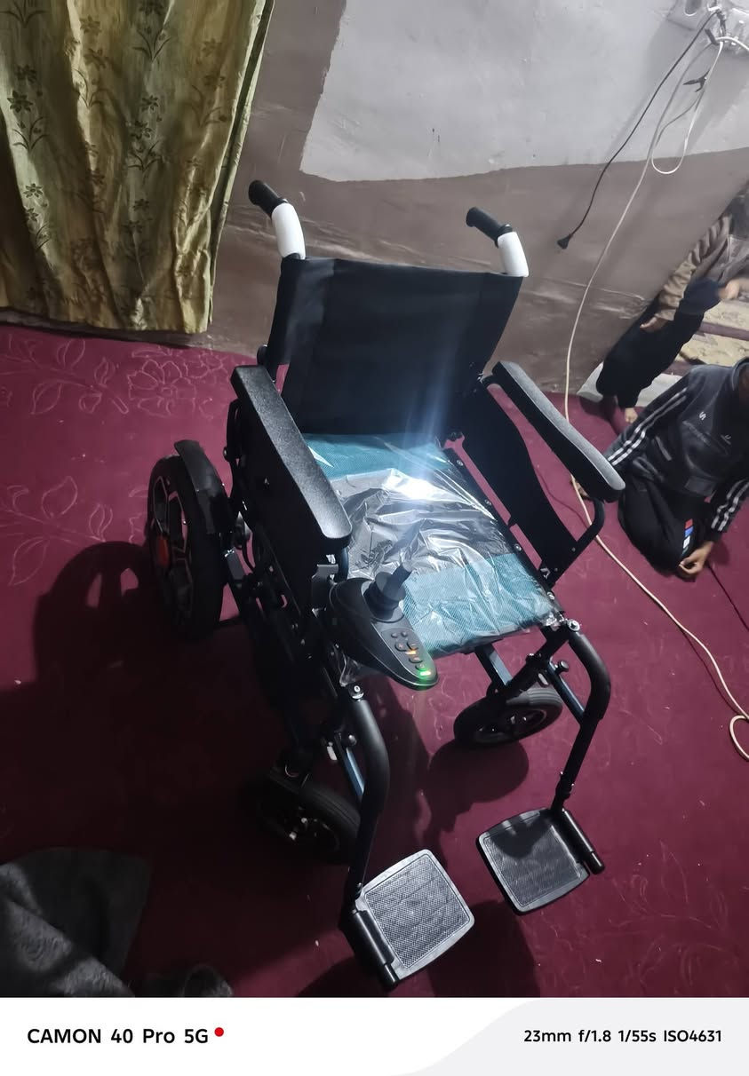 سلام عليكم عندي عربانه كهربائية للبيع عنوان كركوك  السعر 500 وبيها مجال رقم الهاتف ***********  للتواصل
