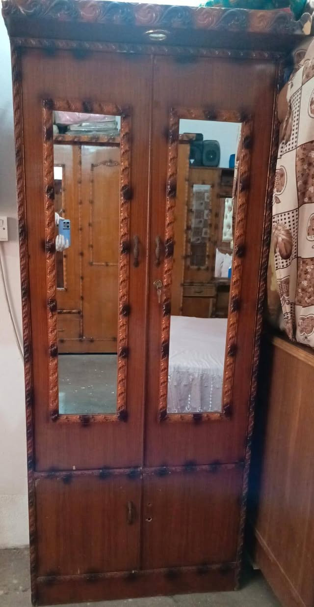 غرفة نوم مستعمله بسعر مناسب قيم واخذ بس لاتكسر بيهه


**إذا كنت صاحب هذا الإعلان وتريد حذفه لأي سبب، رجاءا أرسل رسالة إلى الدعم الفني**