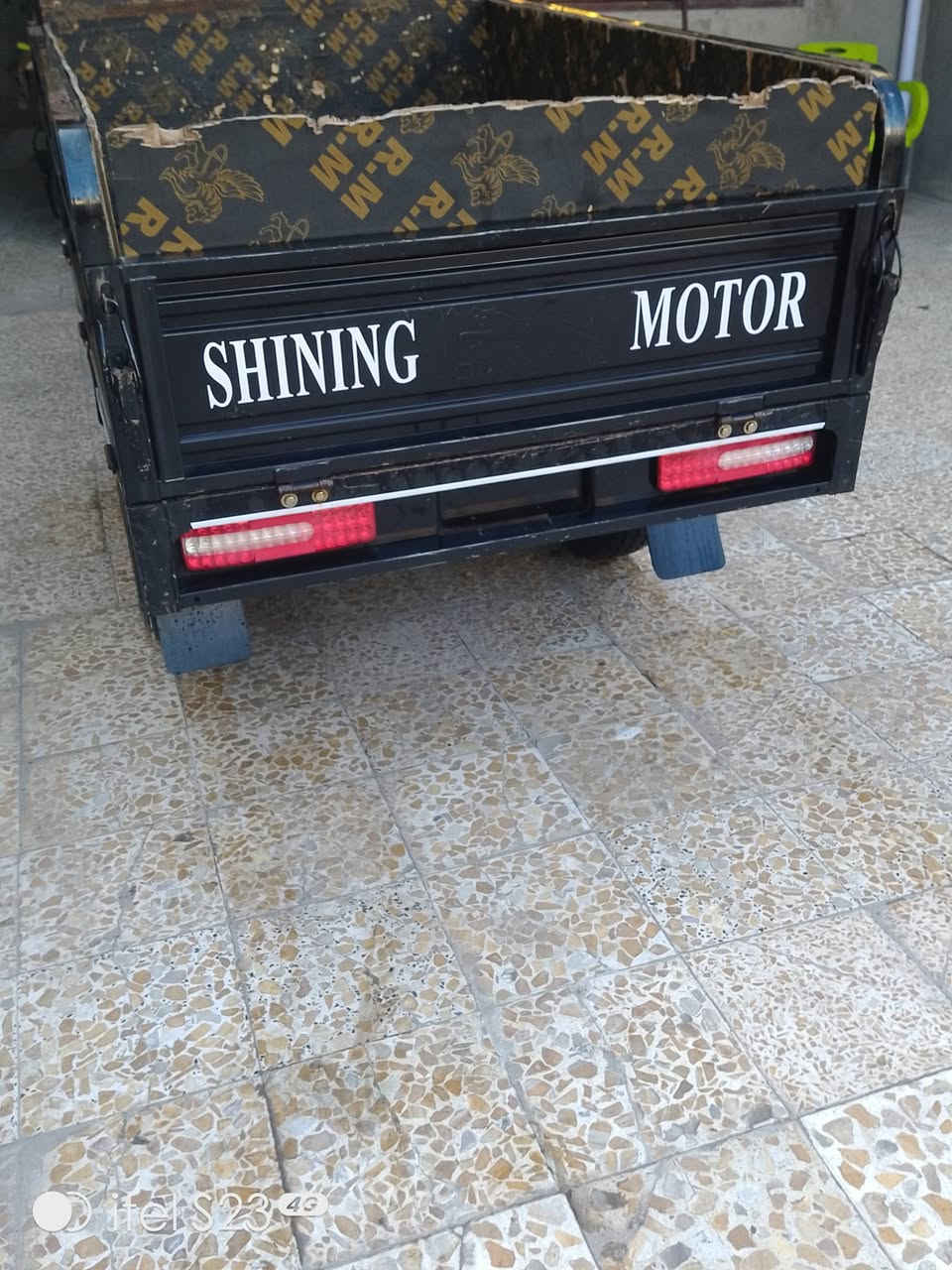 السلام عليكم ستوته للبيع وهذا رقمي *********** العنوان بغداد المعامل موديل2023
