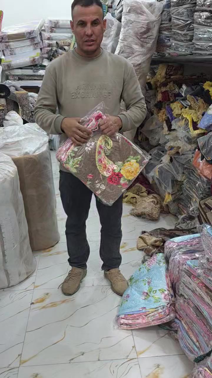 يالله اللهم صلي على محمد وال محمد وصول  وجه مخده تترون  السعر الزوج 2. الف                                                                                     العنوان الناصريه قضاء النصر شارع المجمع السوري                      هاتف ***********.     يوجد توصيل
