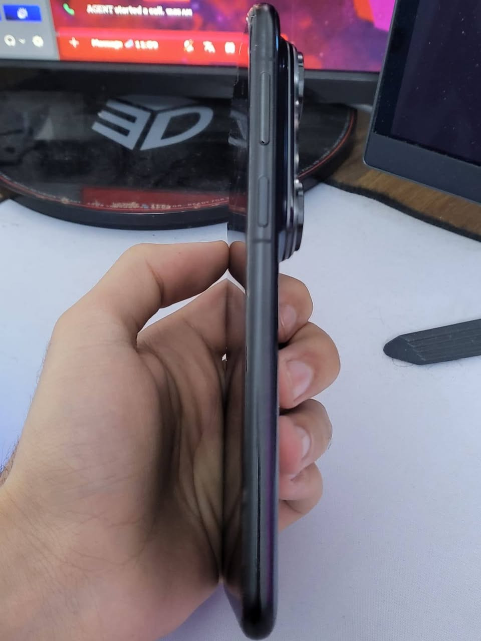 Huawei pura 80 pro للببع
النسخه العالميه Emui 
المساحه 512gb 
الروم العشوائي 12gb
 البطاريه 100℅  
التلفون جديد بمعنئ الكلمه مستخدم اقل  من السبوعين مشتريه من شركه هواوي 
السعر 900  الف المكان بغداد *********** للمراسله علئ الواتساب
