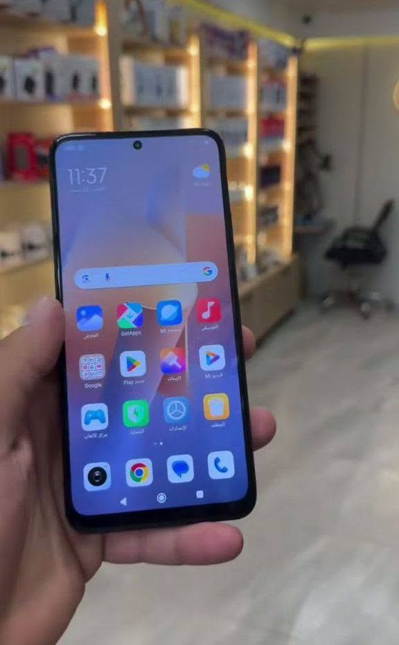 السعر 130 ويوجد توصيل لجميع محافظات العراق+ سماعة ايربود هدية 
ريدمي نوت 12 
ذاكرة 256+8
بطارية 5000 ملي امبير 
كامرا أمامية 13 ميجا بكسل 
كاميرا خلفية 50 ميجا بكسل 
يشغل 90 فريم العاب


**إذا كنت صاحب هذا الإعلان وتريد حذفه لأي سبب، رجاءا أرسل رسالة إلى الدعم الفني**