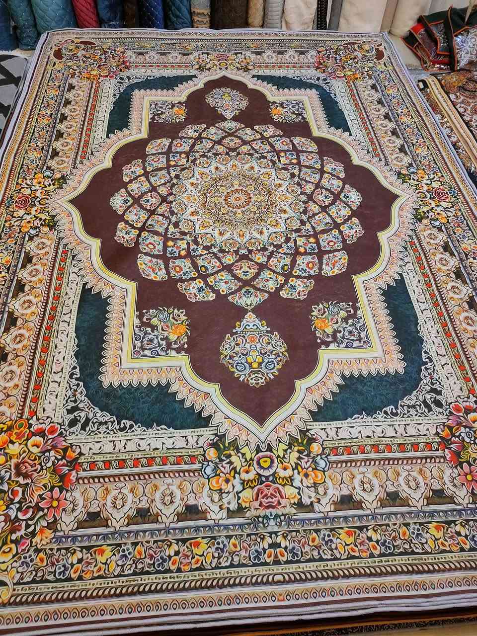 من مجمع الرنا المنزلي الطابق الثاني للمفروشات وفرنة الكم 
ثري دي 2/3استندر
السعر 13الف
قطعتين ب25
تتوفر خدمه التوصيل داخل الشطرة وباقي المحافظات 
لحجز واتساب الرقم 
***********
