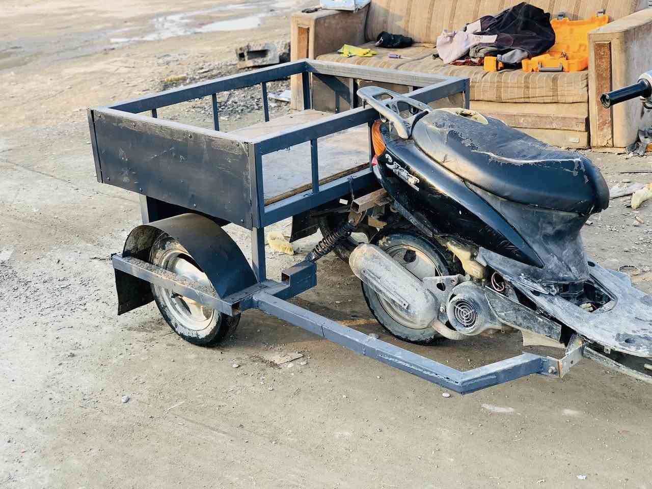 السلام عليكم ماطور فرخ لكزز وراى عربانه شرط هندر واحد و العربانه فصال جديد تواير جدد السعر 275 وبي مجال 
***********
