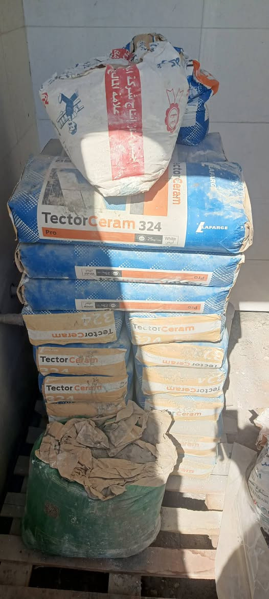 گلو 18 كيس للبيع بسعر مناسب
***********
