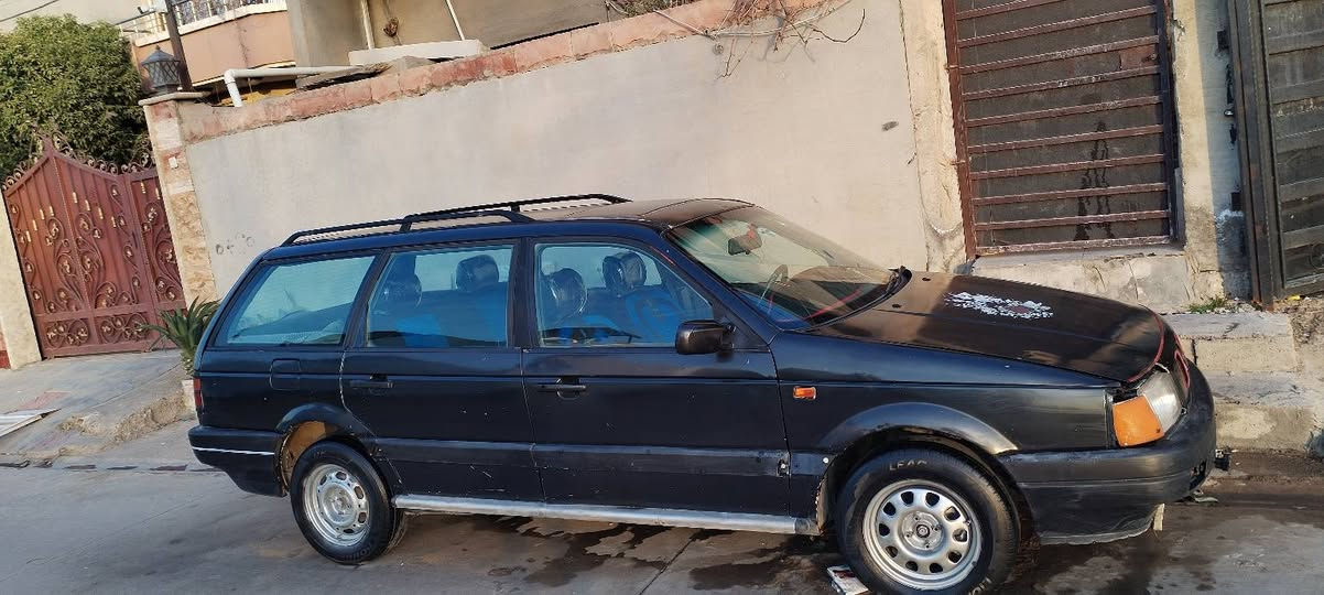 سلام عليكم
باسات للبيع موديل 1992
سياره حلوه وجاهزه  السعر 23
سنويه عضم عاج لل 23
شرط التحويل والوكاله سياره ناعمه وجاهزه كير محرك صدر كله جديد

*********** شراي اتصل كركوك, العراق
