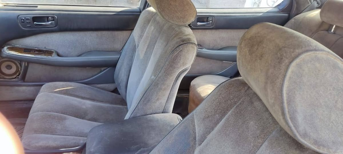 سلام عليكم سيارة لكزز موديل 1991 بدي نضيف لا ضربه ولا خياس مكفوله من النقل والكصه والعيب الشرعي راعيه بخور زبير يريد تحويل رقم بغداد. محرك ثنين ونص الگير بيه تأخيره على البك فقط. سياره بدية كلش نضيف لا صبغ ولا مسمكر دواخله حلوه تبريد كامل عوزه فقط كمبريسر. هاتف ***********... السعر 30
