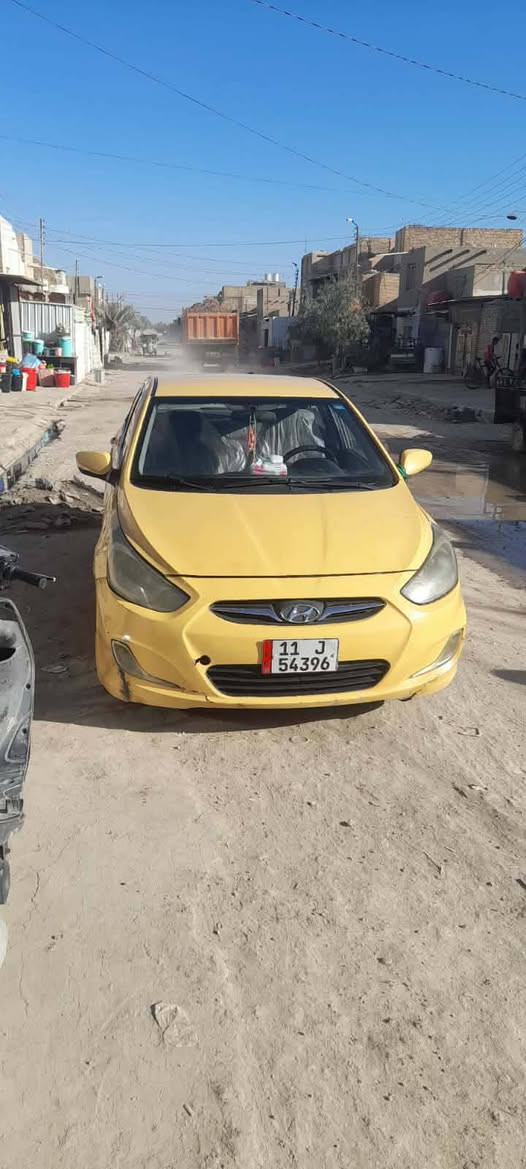 السلام عليكم سياره اكسنت موديل ١٣ خليجي بيه بس جاملغ خلفي بدون دواخل كير مكينه تبريد كفاله السياره جهازه كبل للشارع بسمي مصفرة هيه وغرامات السعر 80 وبيه مجال المكان حله مركز المدينه***********
