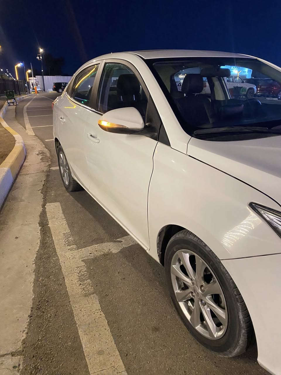 السلام عليكم
للبيع شانجان L7 موديل 24 مكفوله ماشيه 46 الف 
السعر 95 
***********
