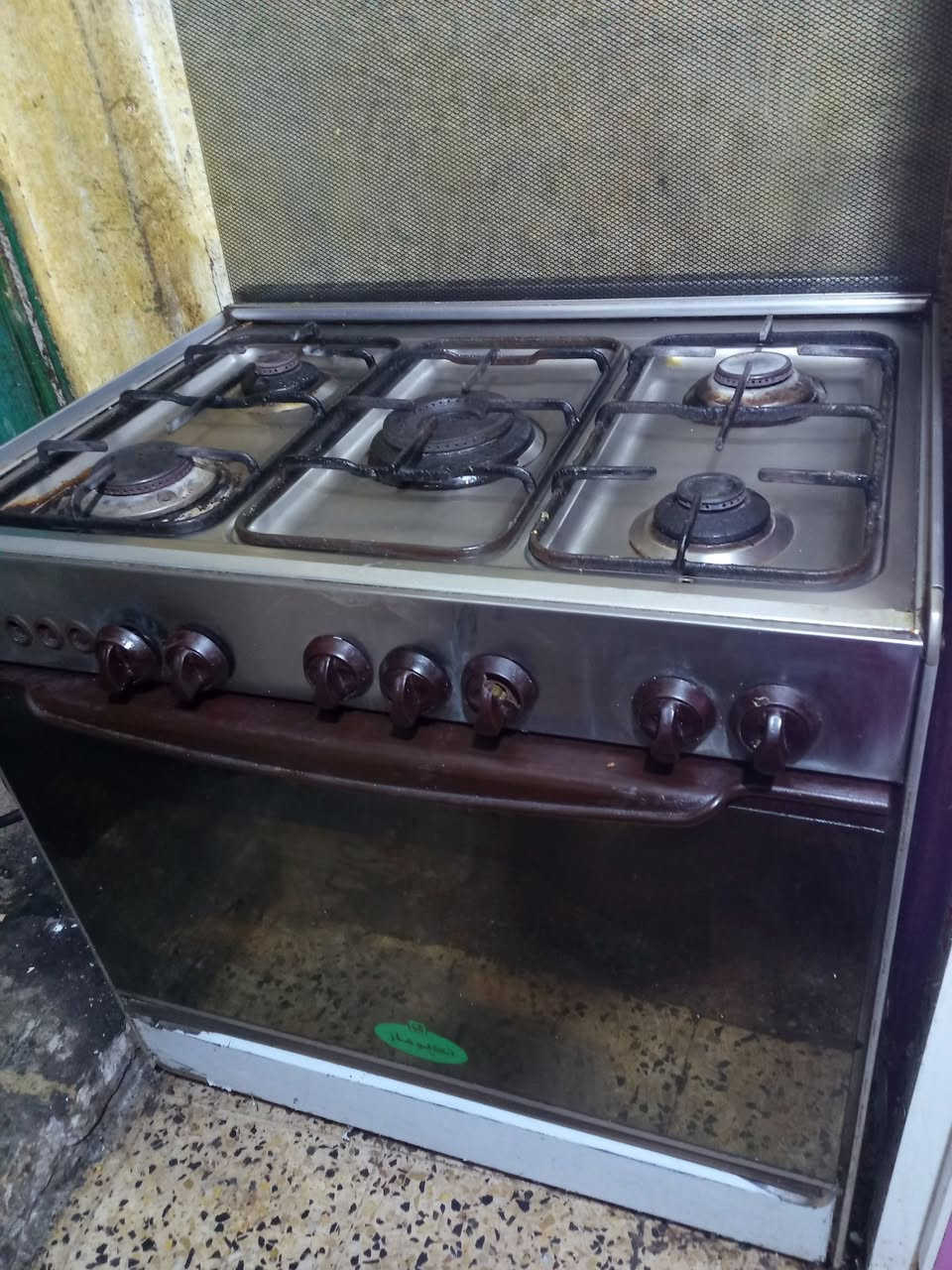 طباخ خمس عيون نضيف كوله شغال السعر 200وبي مجال


**إذا كنت صاحب هذا الإعلان وتريد حذفه لأي سبب، رجاءا أرسل رسالة إلى الدعم الفني**