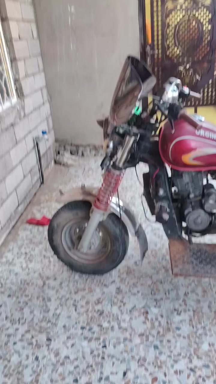 السلام عليكم ستوته للبيع موديل 2020 ستوته نضيفه وايرمنيه كلها شغاله سلف اشاير كلشي شرط السعر مليون وربع بيها مجال ***********
