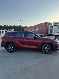 هايلندر XLE • ٢٠٢٣ • وارد امريكي