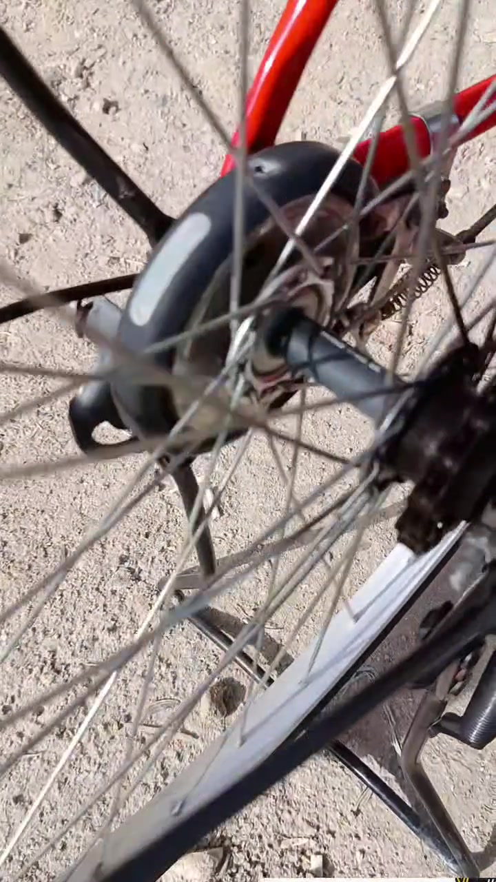 سلام عليكم بيسكل لبيع به 100قفل بكاني سوك شيوخ بل حي


**إذا كنت صاحب هذا الإعلان وتريد حذفه لأي سبب، رجاءا أرسل رسالة إلى الدعم الفني**